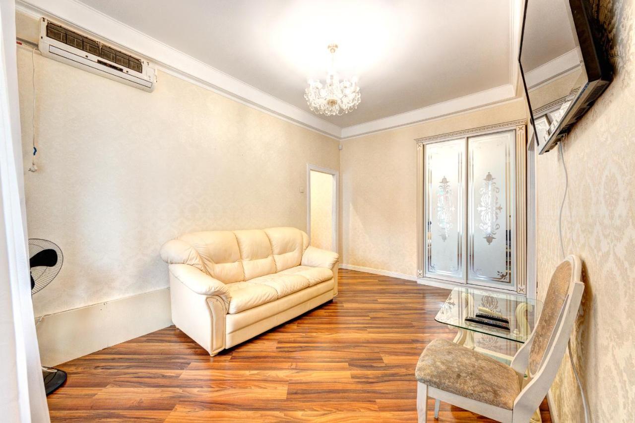 Apartments With 3 Rooms Near Palace Ukraine Kiev Eksteriør bilde